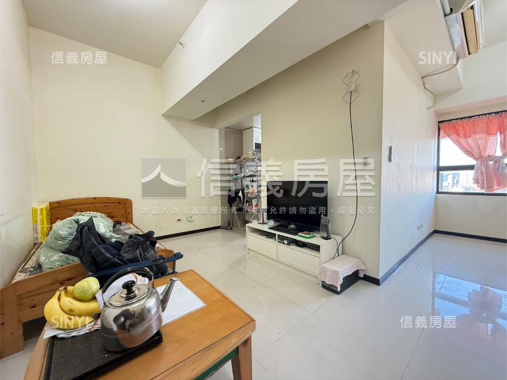 專任美河市高樓２房房屋室內格局與周邊環境