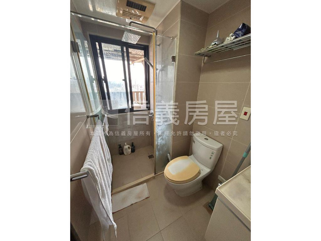 專任美河市高樓景觀２房房屋室內格局與周邊環境