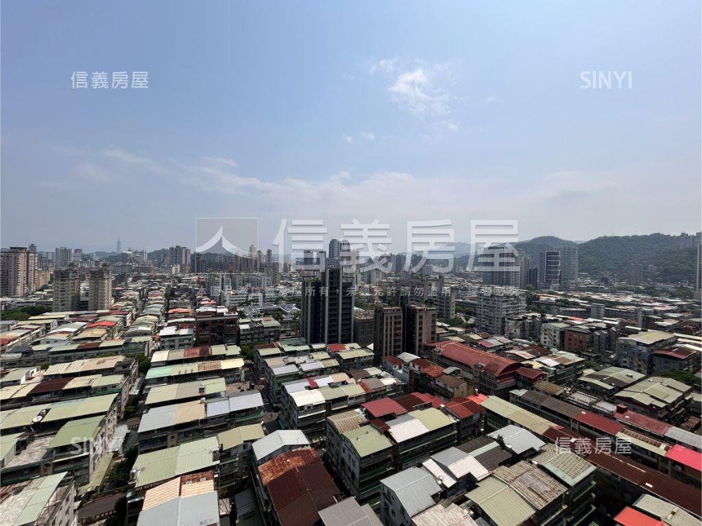 專任美河市高樓景觀２房房屋室內格局與周邊環境