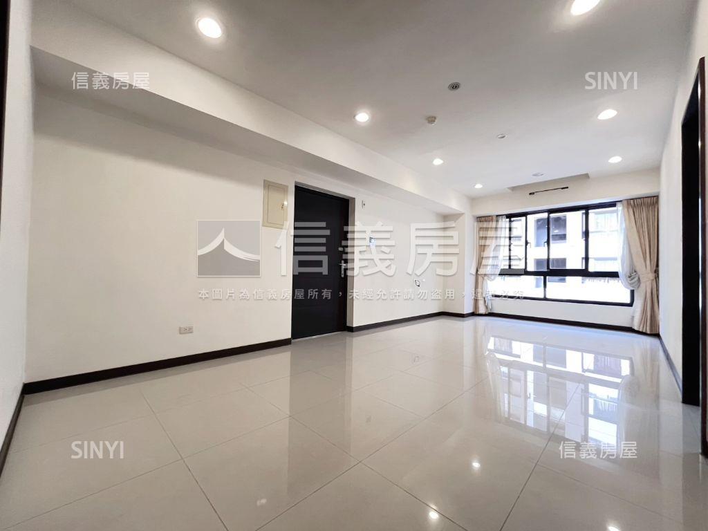 西區－登峰公園旁８樓美宅房屋室內格局與周邊環境