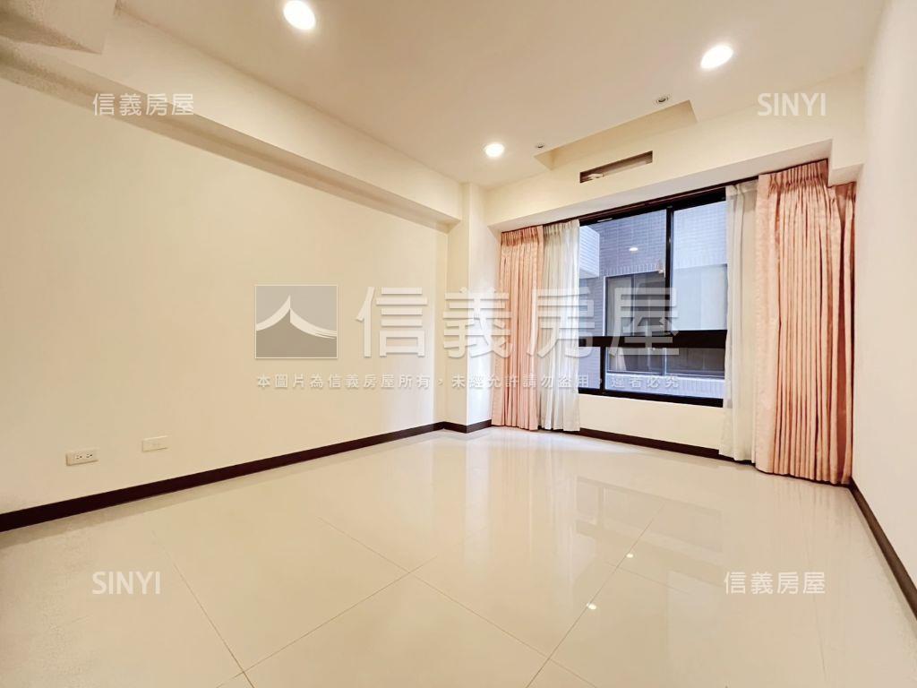 西區－登峰公園旁８樓美宅房屋室內格局與周邊環境