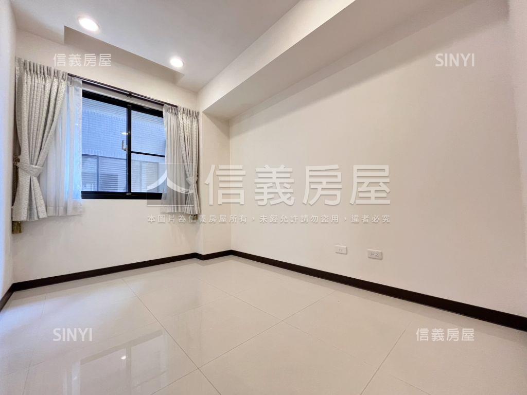 西區－登峰公園旁８樓美宅房屋室內格局與周邊環境