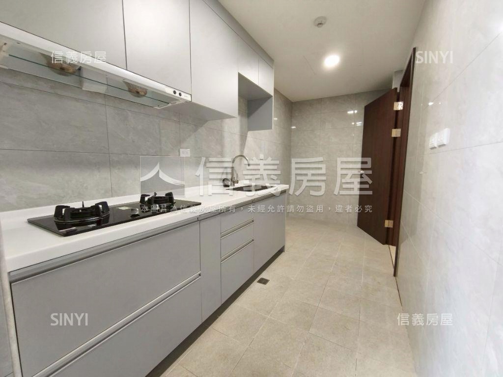 青埔Ａ１８航空城大四房房屋室內格局與周邊環境