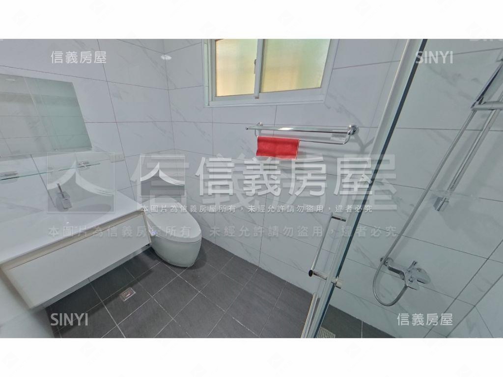 千禧皇家車庫透天房屋室內格局與周邊環境