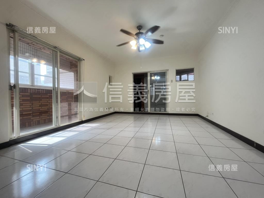 大家築三房車位三陽台房屋室內格局與周邊環境