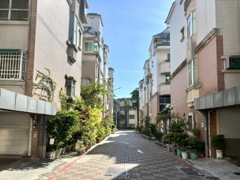 北區摯愛雙車墅