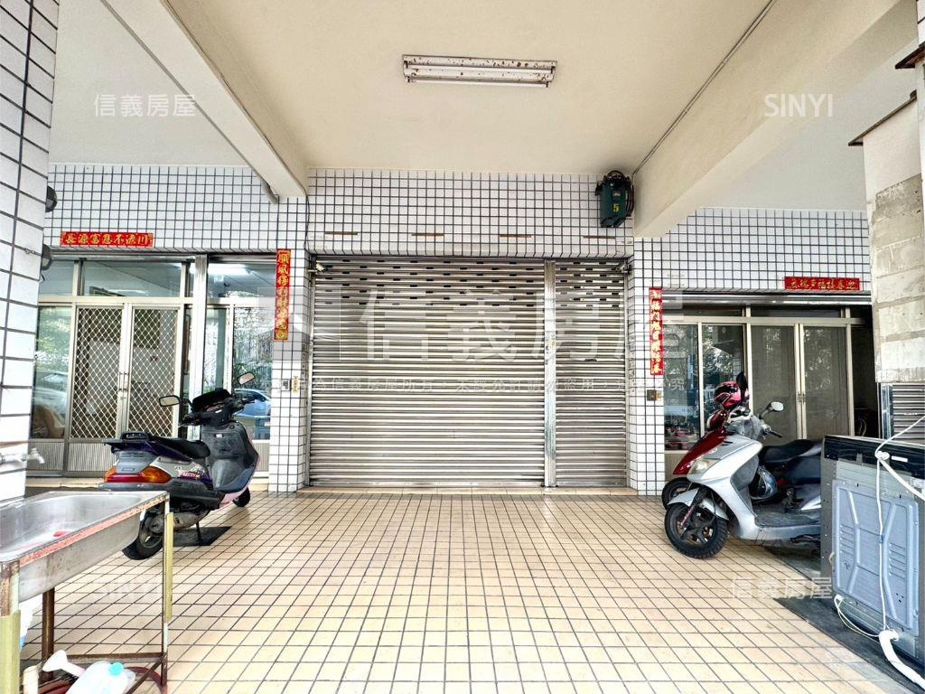 樹孝稀有４樓騎樓式透店房屋室內格局與周邊環境