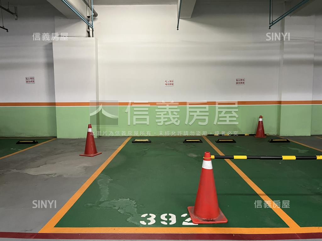 世界Ｖ１．高樓邊間大空間房屋室內格局與周邊環境