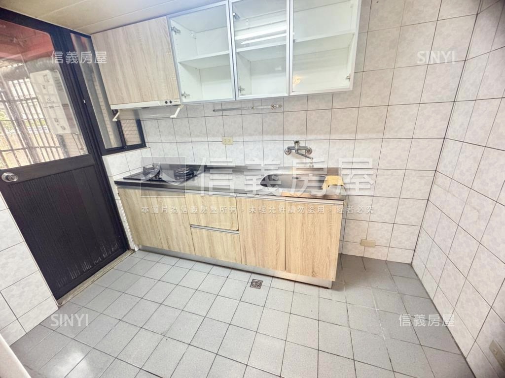 興安稀有樹梢景觀房屋室內格局與周邊環境