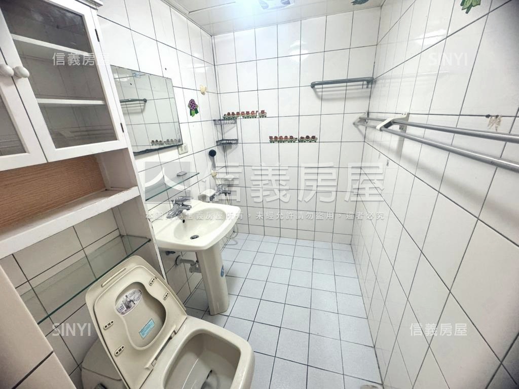 興安稀有樹梢景觀房屋室內格局與周邊環境