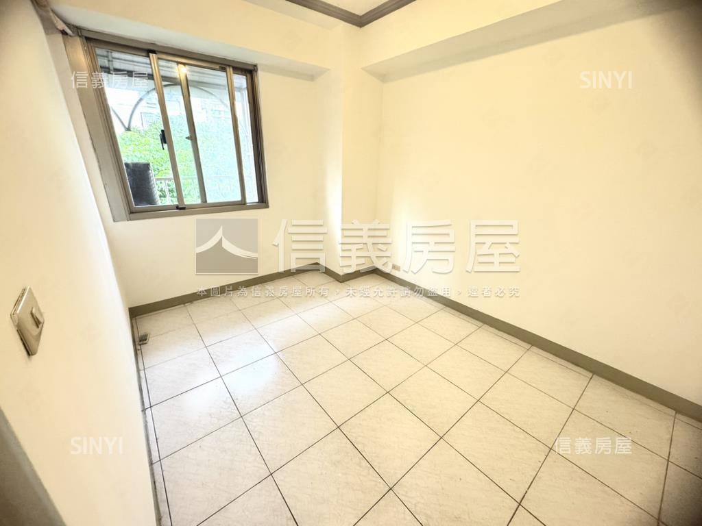 興安稀有樹梢景觀房屋室內格局與周邊環境