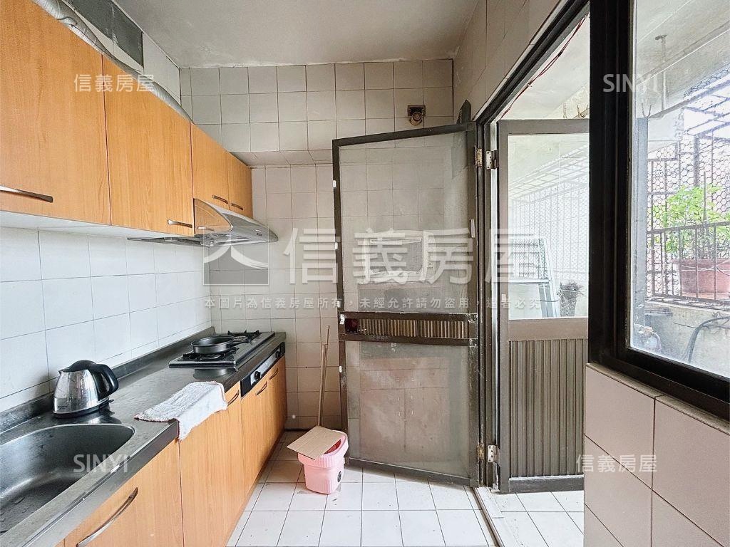 近內惟藝術中心大三房房屋室內格局與周邊環境
