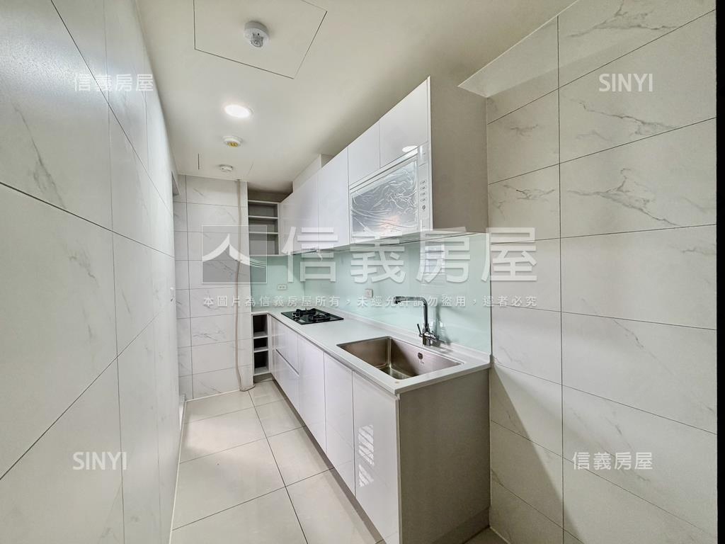 中興匯高樓兩房平面車位房屋室內格局與周邊環境