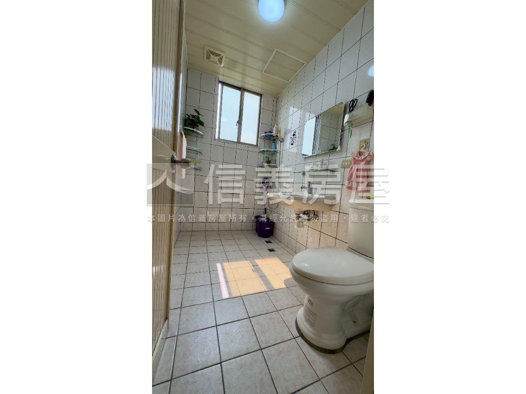 稀有！公園綠寶石電梯三房房屋室內格局與周邊環境