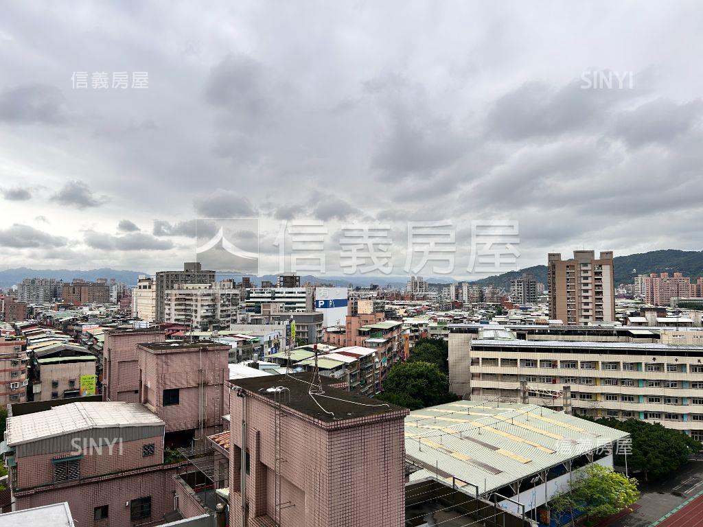 稀有！公園綠寶石電梯三房房屋室內格局與周邊環境