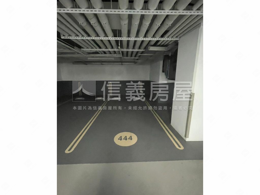 摩天４１高樓景觀豪邸房屋室內格局與周邊環境