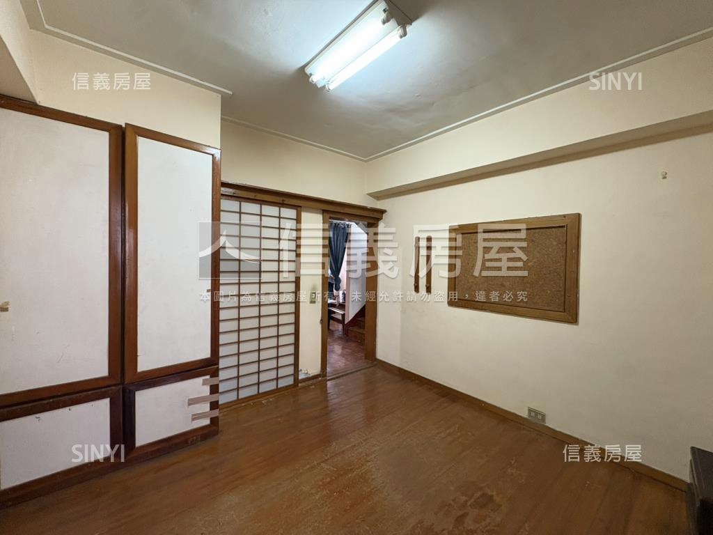 近ＳＯＧＯ朝南大空間公寓房屋室內格局與周邊環境