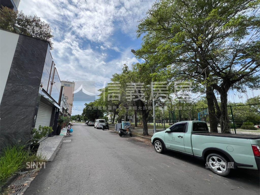 安平公園首排方正美地－２房屋室內格局與周邊環境