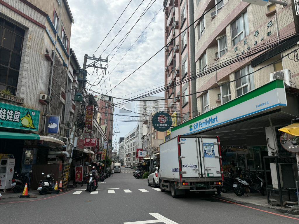 南台金雞母房屋室內格局與周邊環境