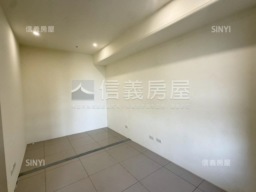 春福年年高樓兩房平車房屋室內格局與周邊環境