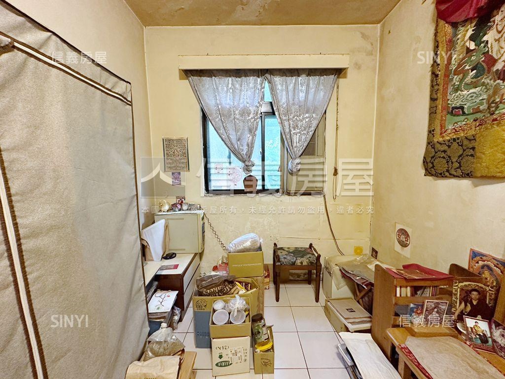 正福和路傳家黃金公寓二樓房屋室內格局與周邊環境