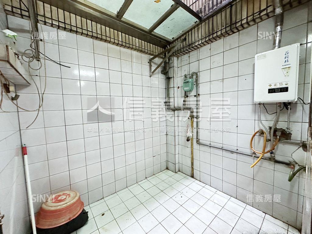 正福和路傳家黃金公寓二樓房屋室內格局與周邊環境