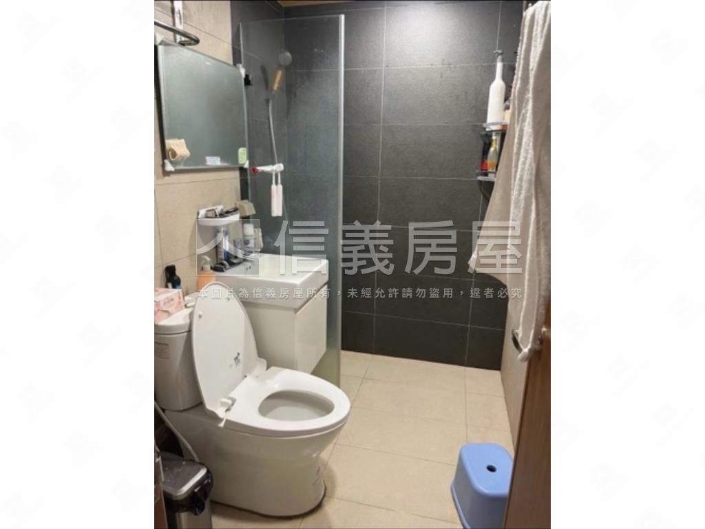 逢甲兩房雙衛浴美裝潢房屋室內格局與周邊環境