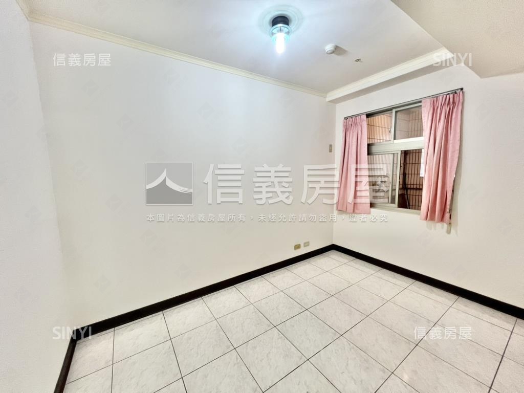 皇家三房大車位房屋室內格局與周邊環境