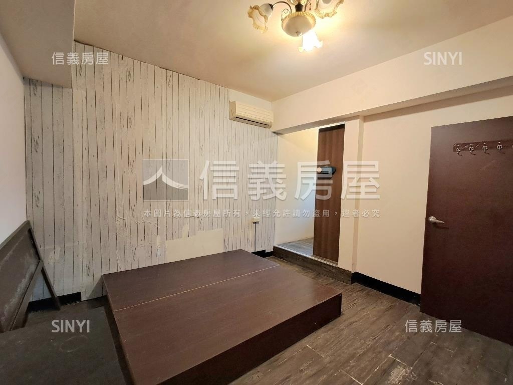 專任！近一中興中國宅三房房屋室內格局與周邊環境