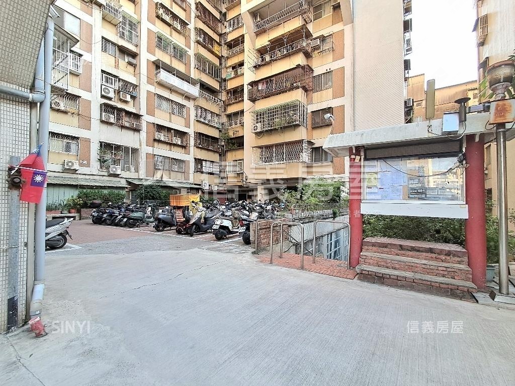 專任一中商圈興中國宅三房房屋室內格局與周邊環境