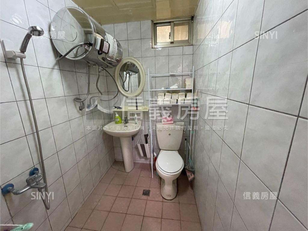近車站低總價套房稀有釋出房屋室內格局與周邊環境