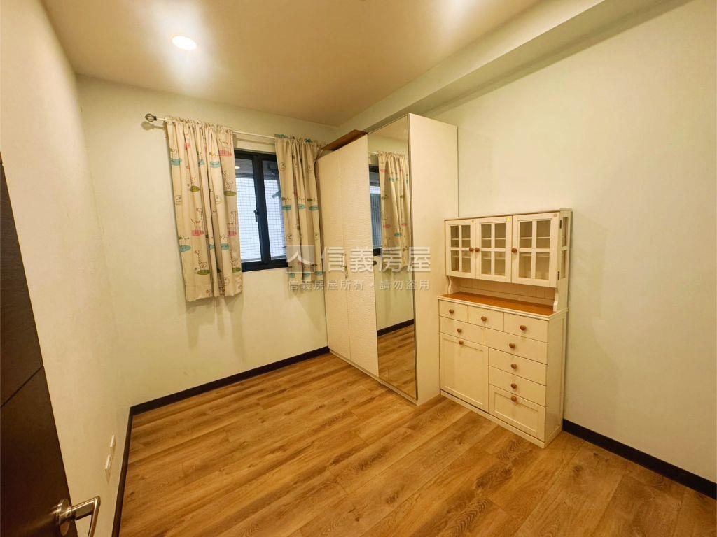 極品✿皇帝玉璽三房視野戶房屋室內格局與周邊環境