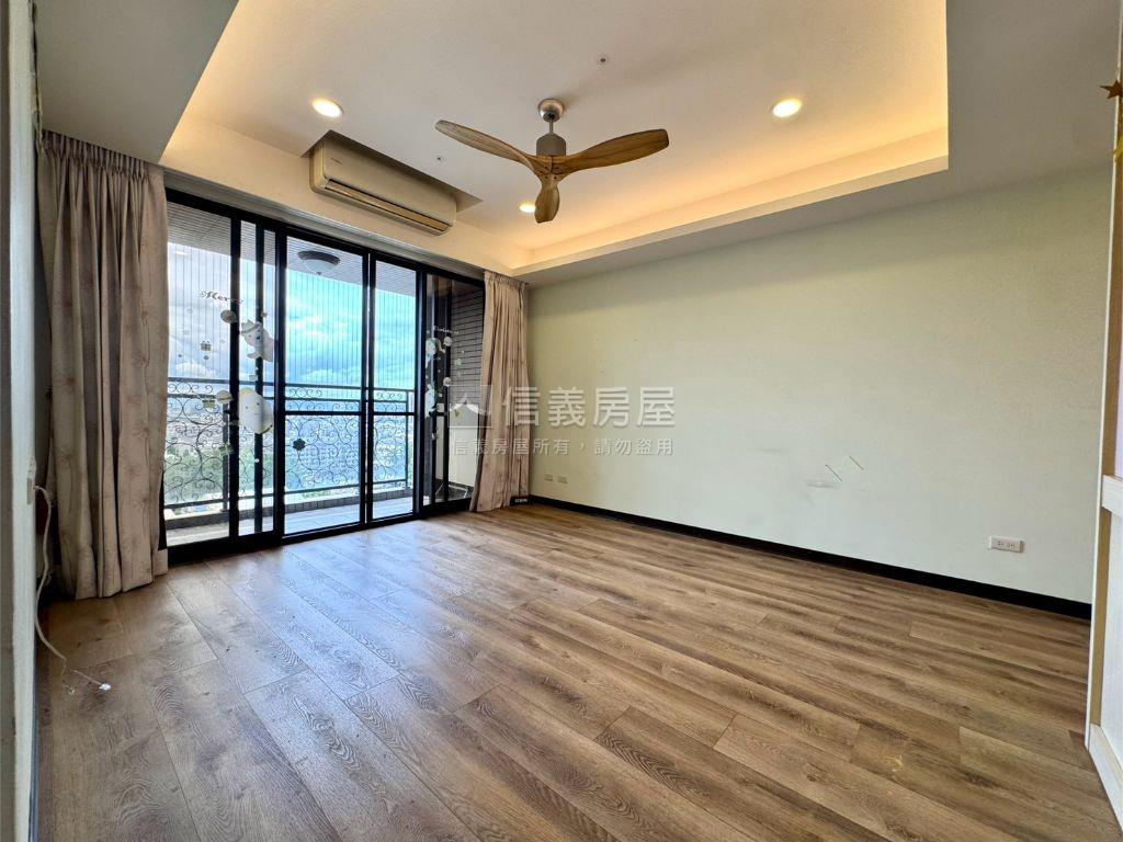 極品✿皇帝玉璽三房視野戶房屋室內格局與周邊環境