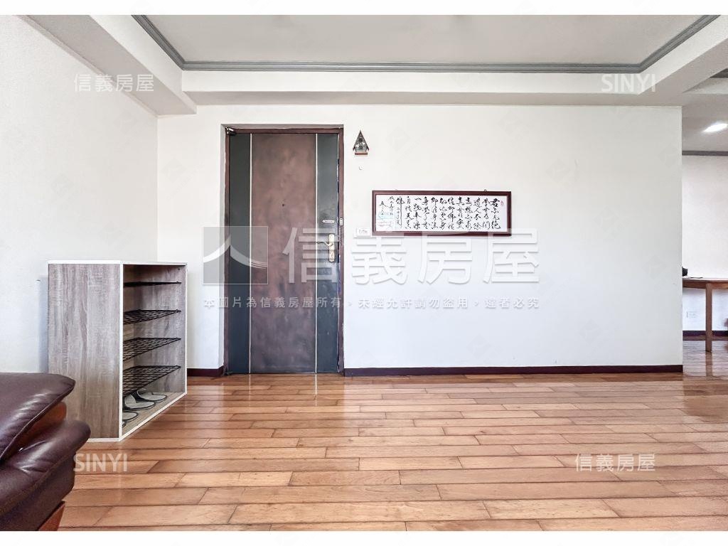 劍橋特區●三房房屋室內格局與周邊環境