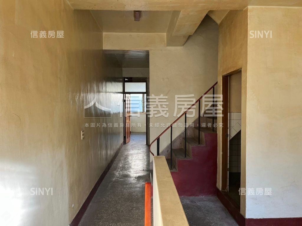 近大成學區騎樓透天房屋室內格局與周邊環境