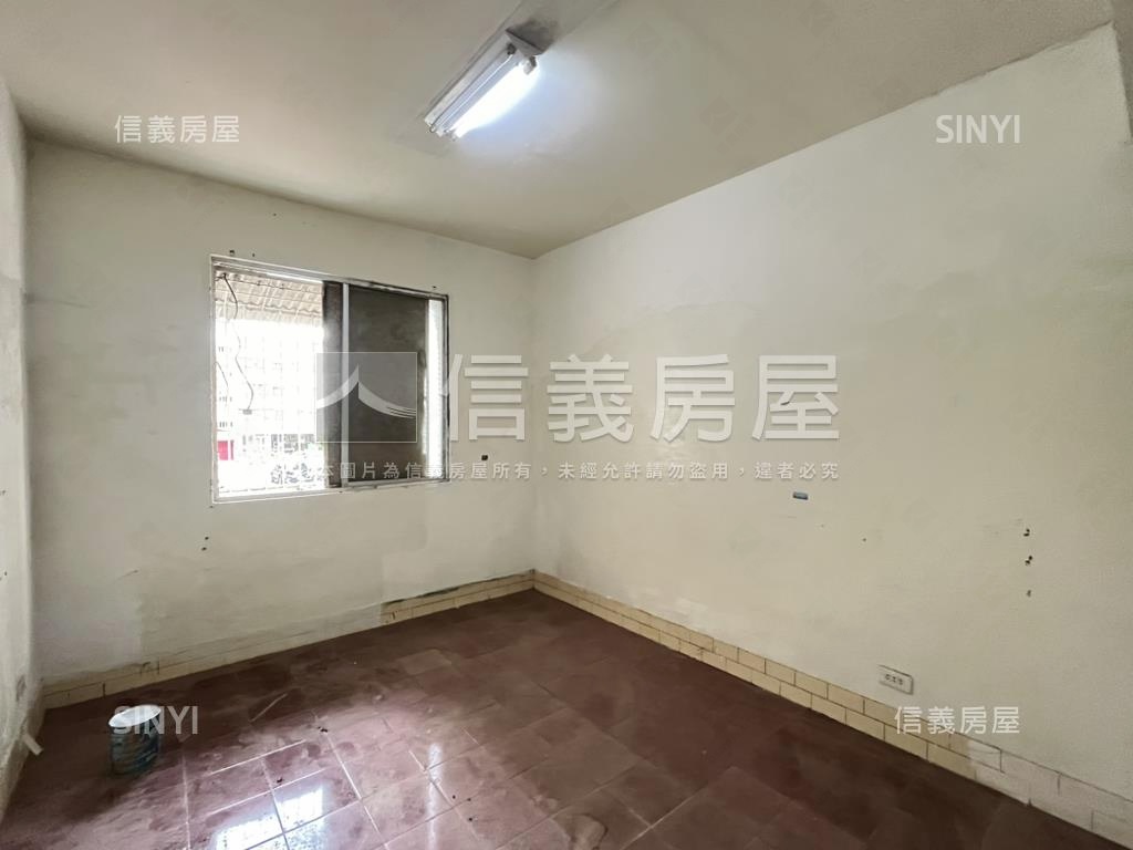 近成大樂趣ＤＩＹ二樓寓房屋室內格局與周邊環境