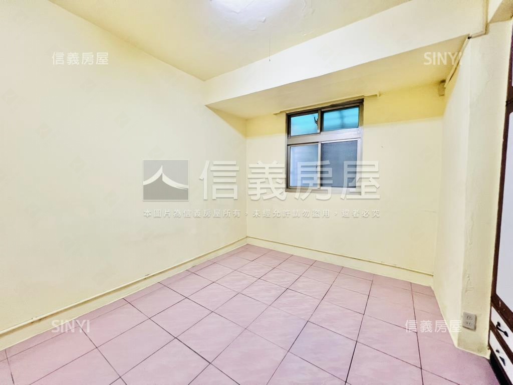 春暖花開邊間三面採光美寓房屋室內格局與周邊環境