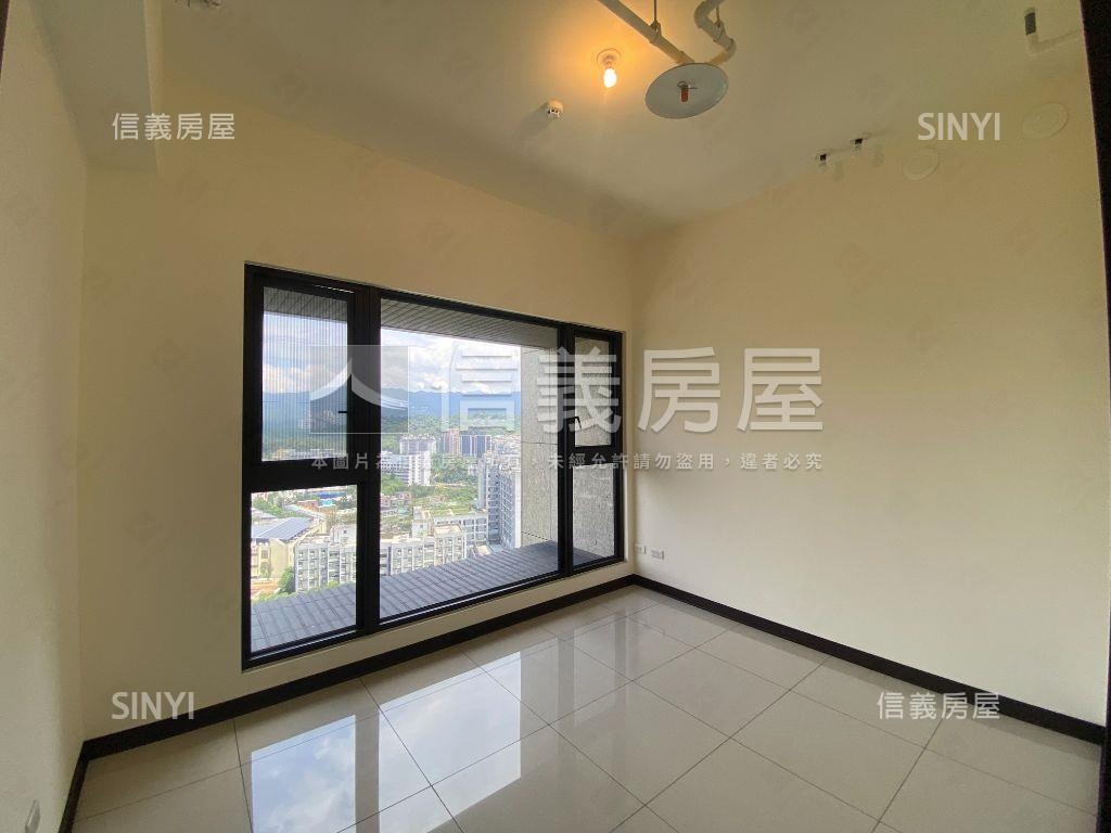 南方莊園四房高樓景觀戶房屋室內格局與周邊環境
