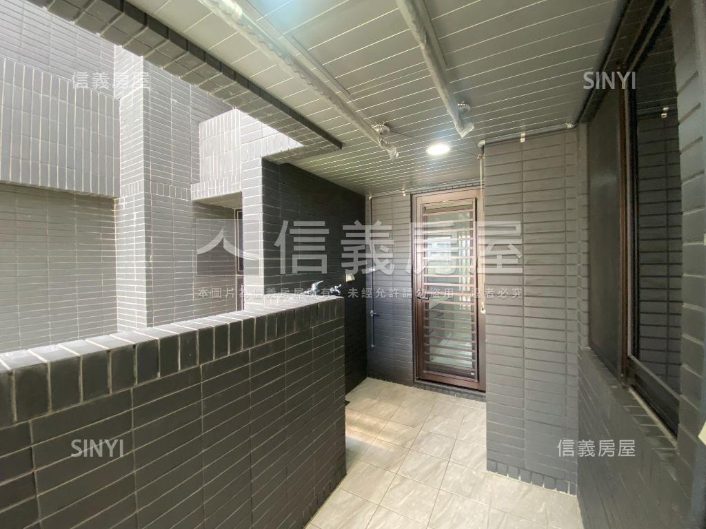 南方莊園四房高樓景觀戶房屋室內格局與周邊環境