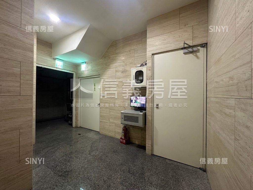 頂溪高樓層新成屋有車位房屋室內格局與周邊環境