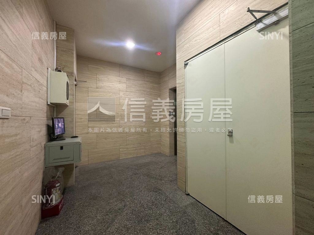 頂溪高樓層新成屋有車位房屋室內格局與周邊環境