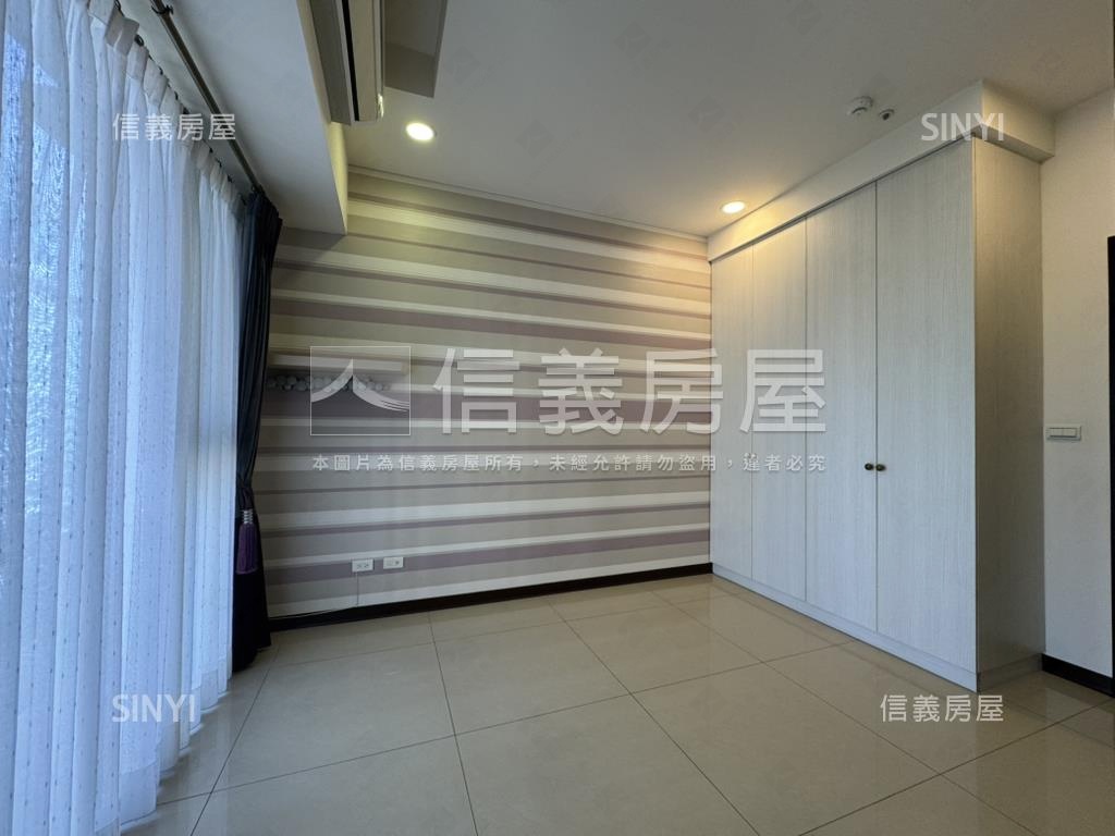 精美新世紀３房車位房屋室內格局與周邊環境