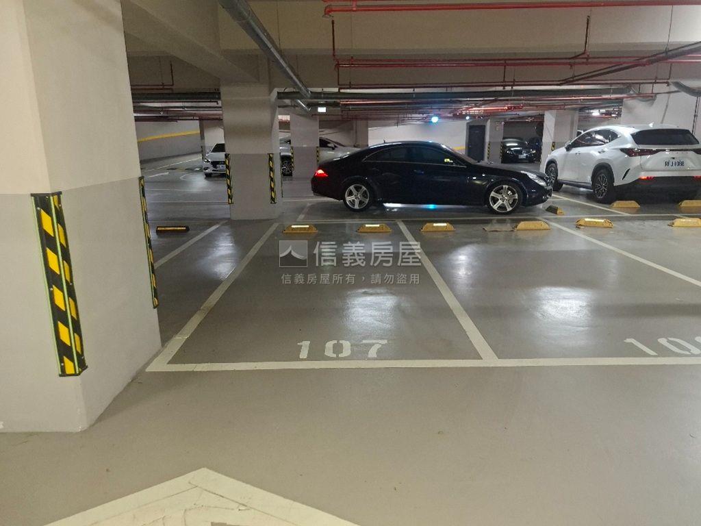敦南觀止四房雙車位房屋室內格局與周邊環境