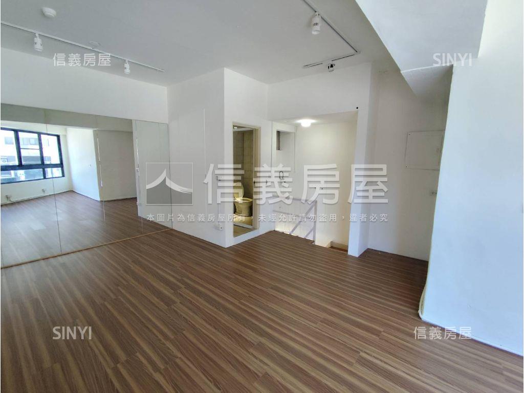 愛河畔角窗１＋２金店面房屋室內格局與周邊環境