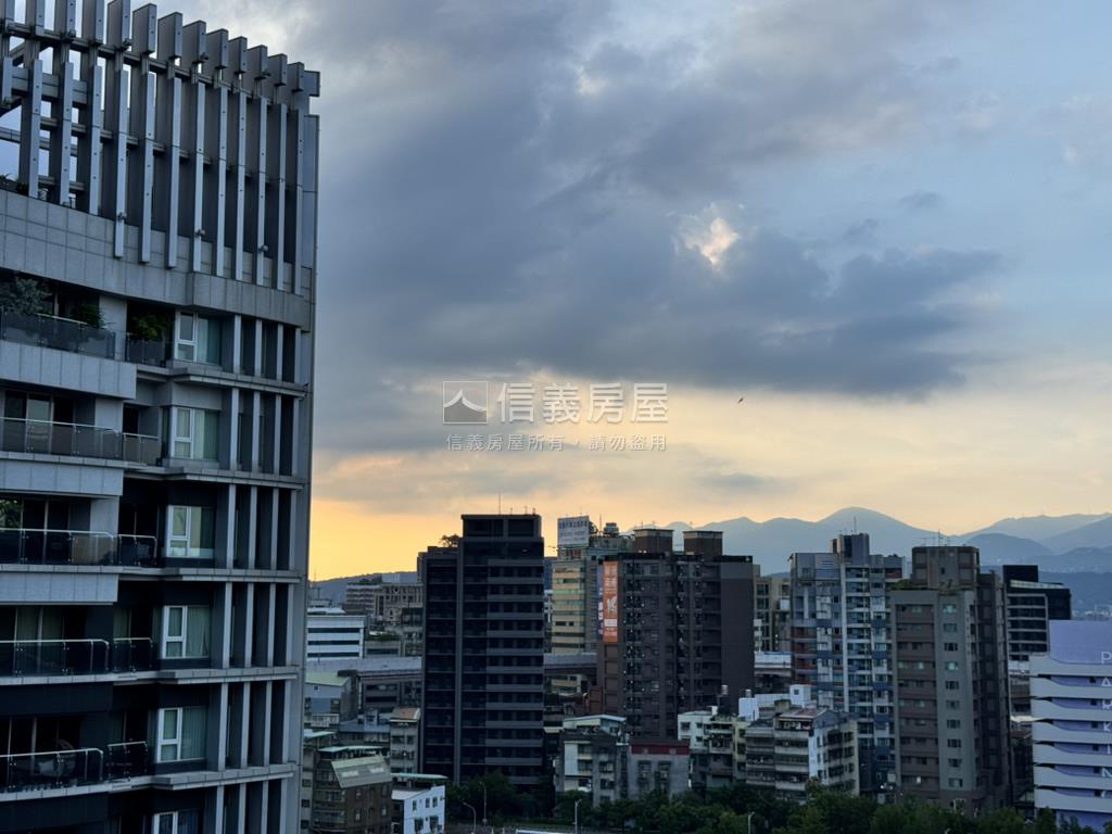 紐約第五街面公園房屋室內格局與周邊環境