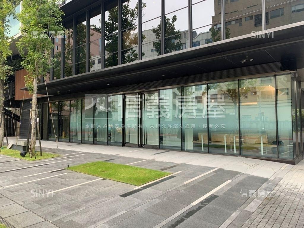 西湖長佳質感店面房屋室內格局與周邊環境