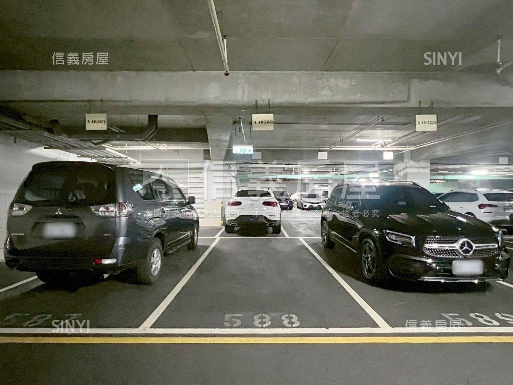 遠雄國際金融車位５８８號房屋室內格局與周邊環境