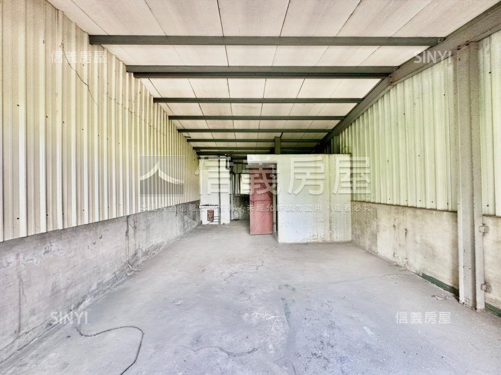 正梅川東路近育德路讚透天房屋室內格局與周邊環境