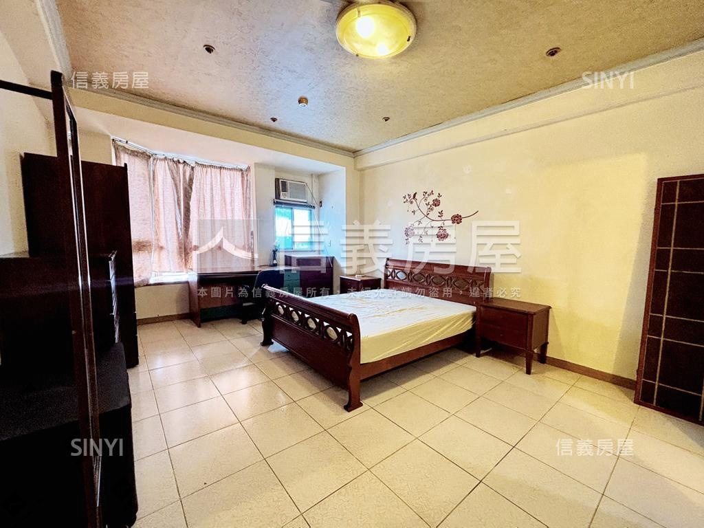 首購北區國泰高樓三房平車房屋室內格局與周邊環境