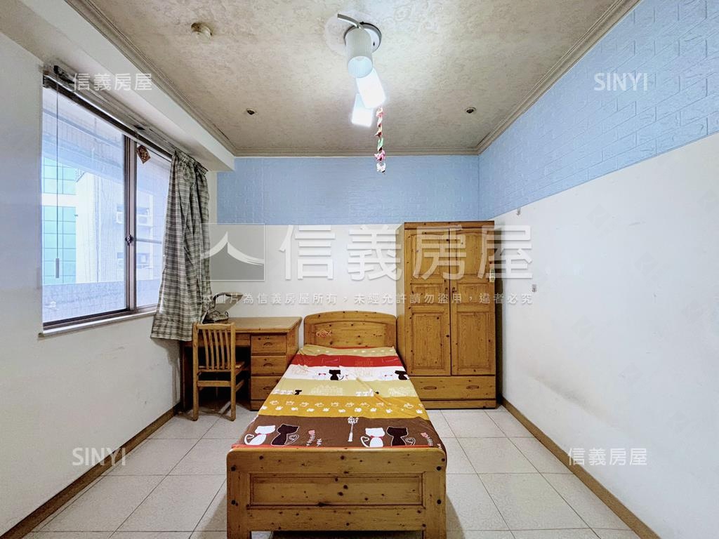 首購北區國泰高樓三房平車房屋室內格局與周邊環境